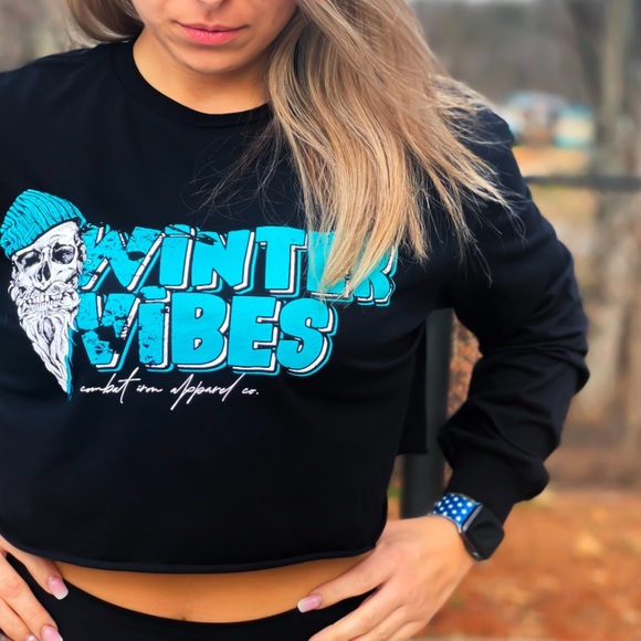 Combat Iron Apparel Ladies “WINTER VIBES” Long Sleeve Crop Tee - Picture 1 of 4